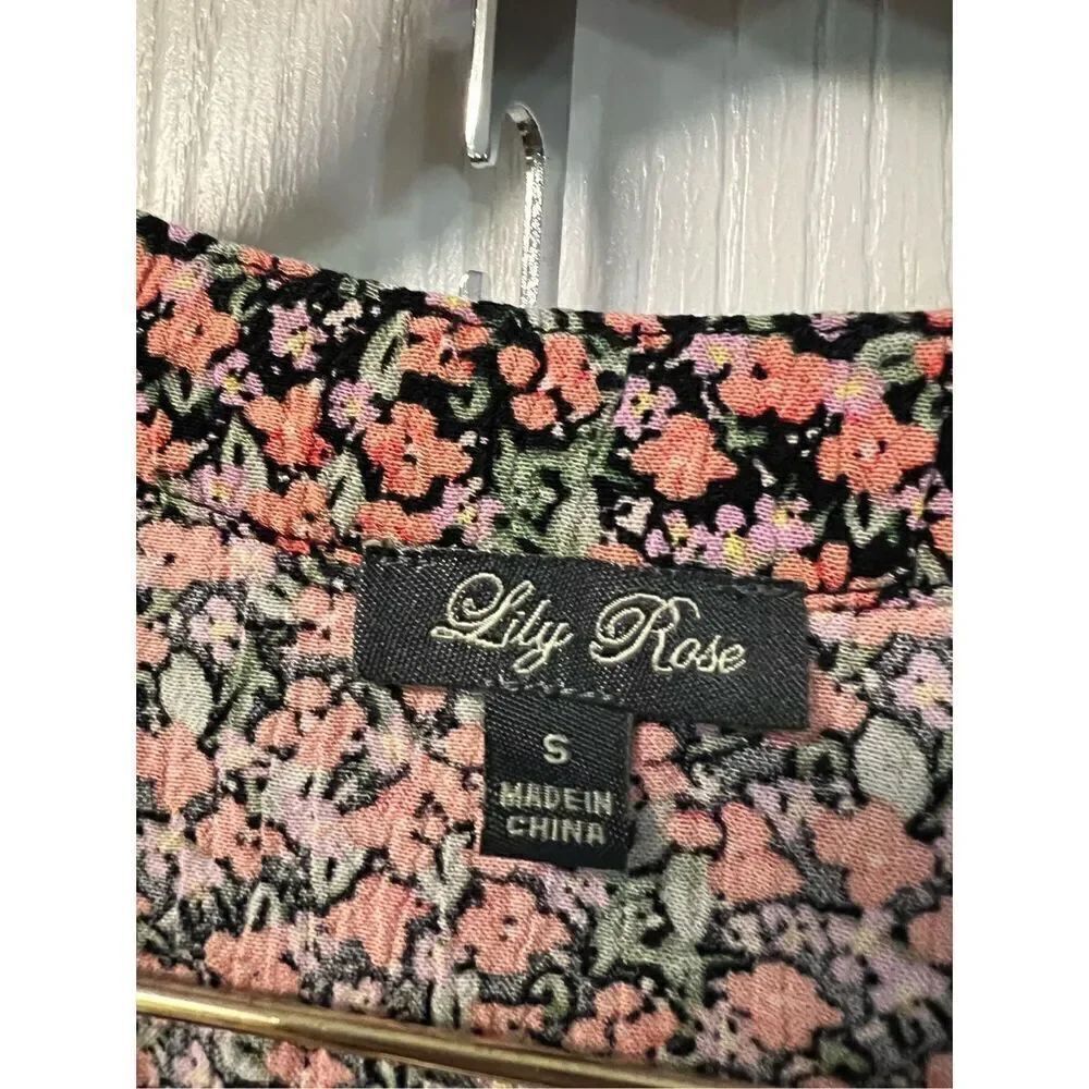 Lilly Rose - Picture 3 of 3